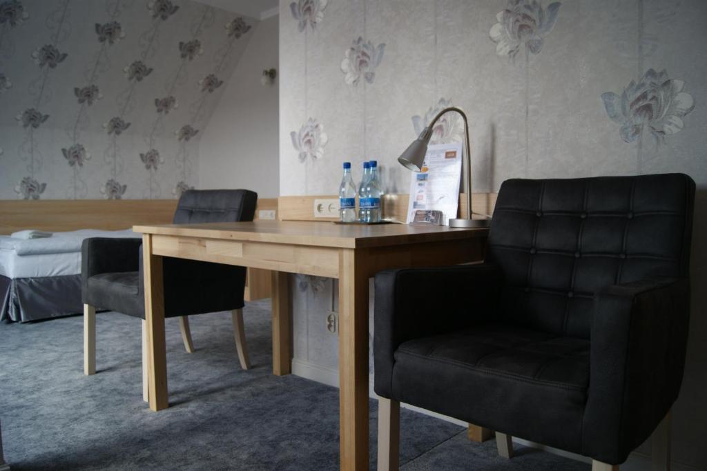 Pokoje Goscinne Truskawkowa 1A Zielona Gora  Room photo